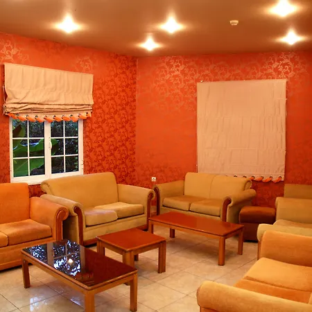 Commodore Hotel Argassi