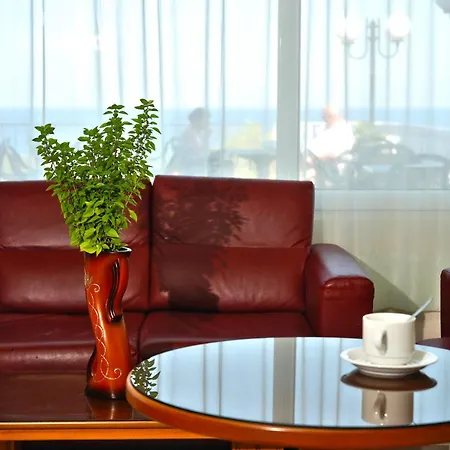 Hotel Commodore 3*